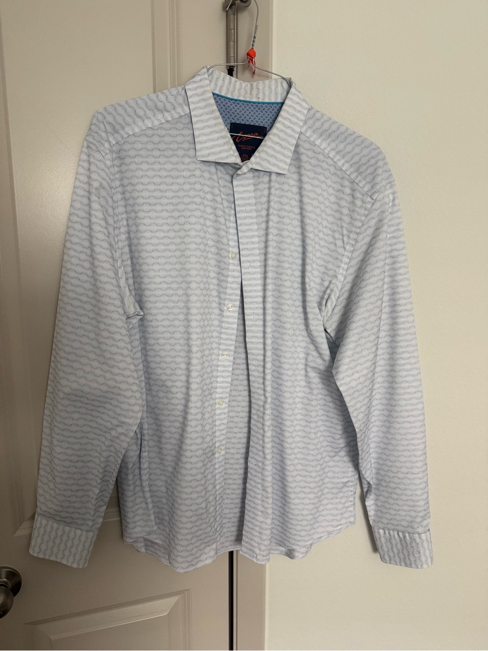 Egara Light Blue Wave-Pattern Dress Shirt